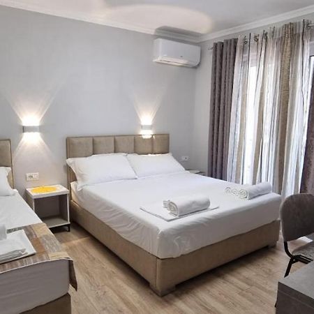 Aaa Apartment Berat Kültér fotó