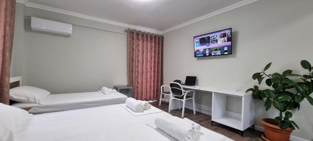 Aaa Apartment Berat Kültér fotó