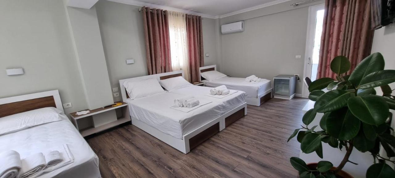 Aaa Apartment Berat Kültér fotó