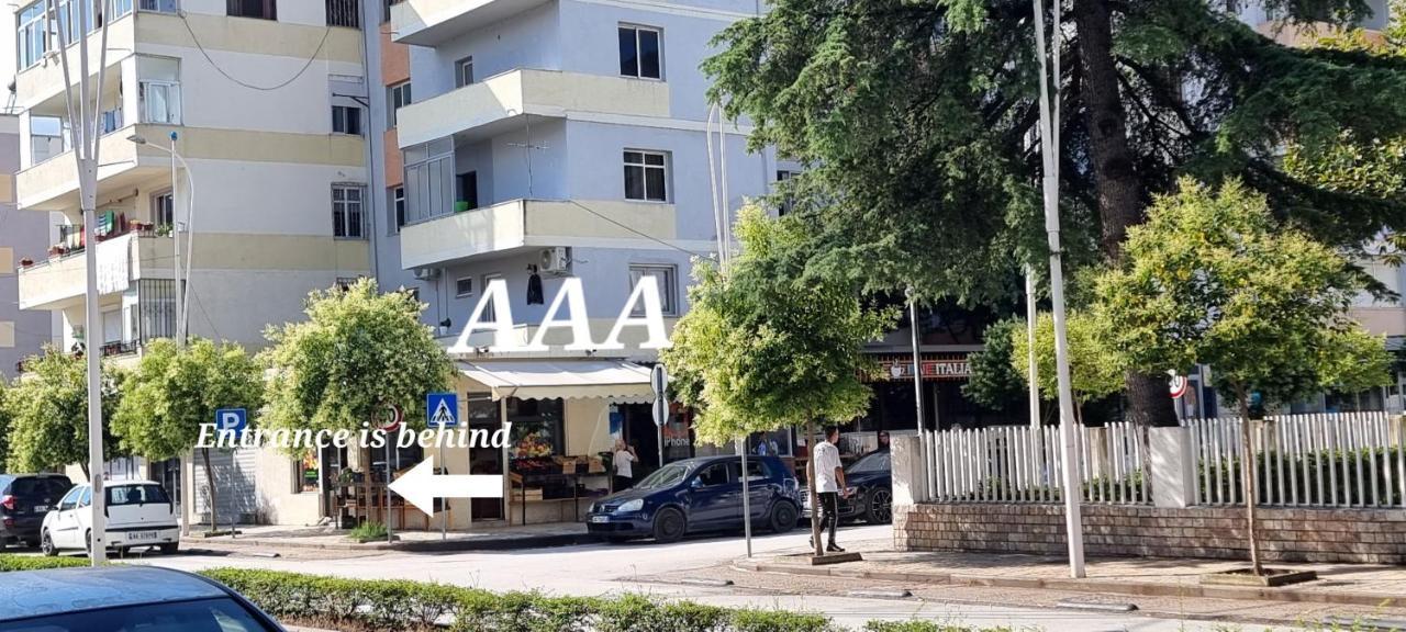 Aaa Apartment Berat Kültér fotó